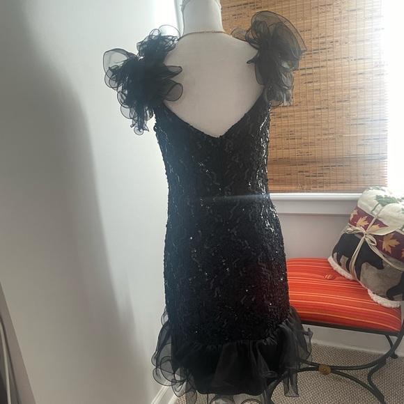 80's SEQUINS DRESS - Picture 7 of 10